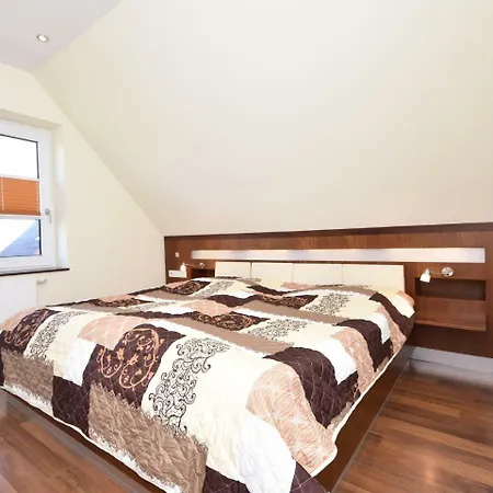 Апартаменти Ferienwohnung Seebrise Sellin (Rugen)